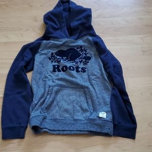 Blue Roots sweatshirt
